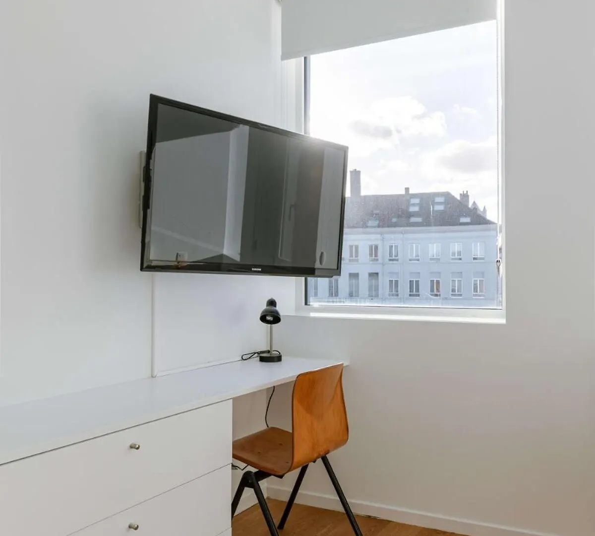 Huswell - Bright Apartment Overlooking The 3 Towers Of Γάνδη 0*,